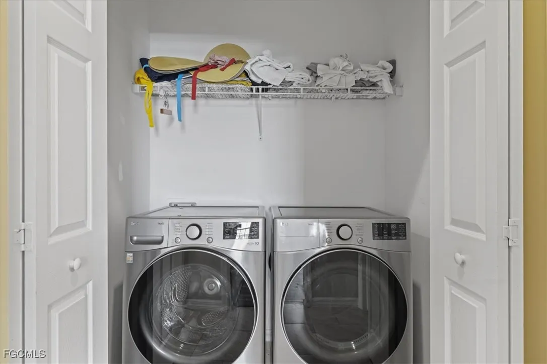 Fort Myers, Florida 33908, United States, 3 Bedrooms Bedrooms, ,2 BathroomsBathrooms,Residential,Active,225216