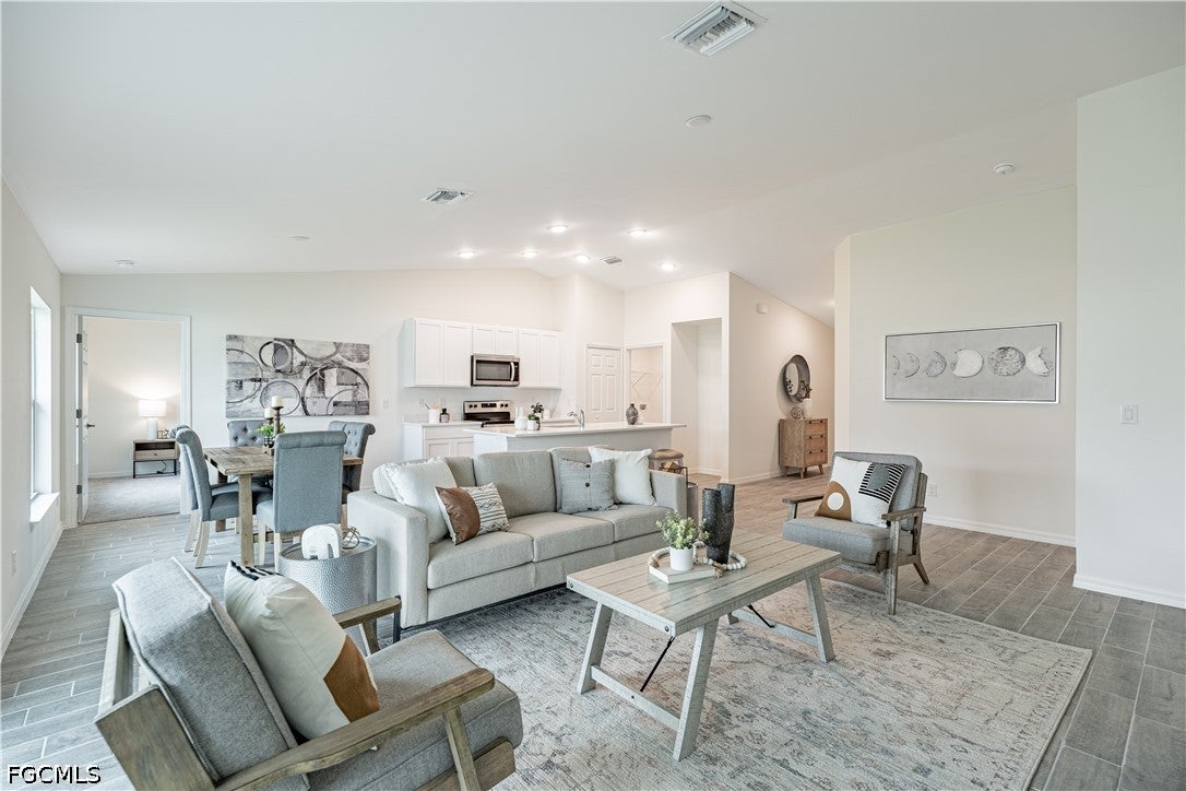 1406 SW 11th Terrace