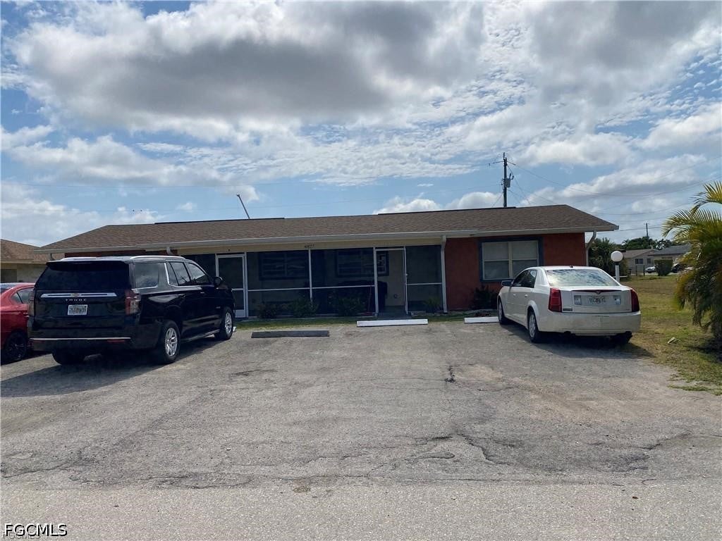 4827 Marine Drive 1