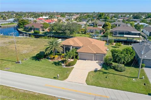 2127 SE 17th Place Cape Coral FL 33990