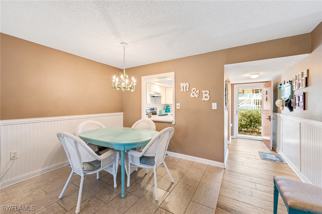 200 Valley Stream Drive 5B