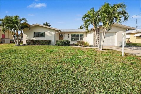 5220 Tower Drive Cape Coral FL 33904