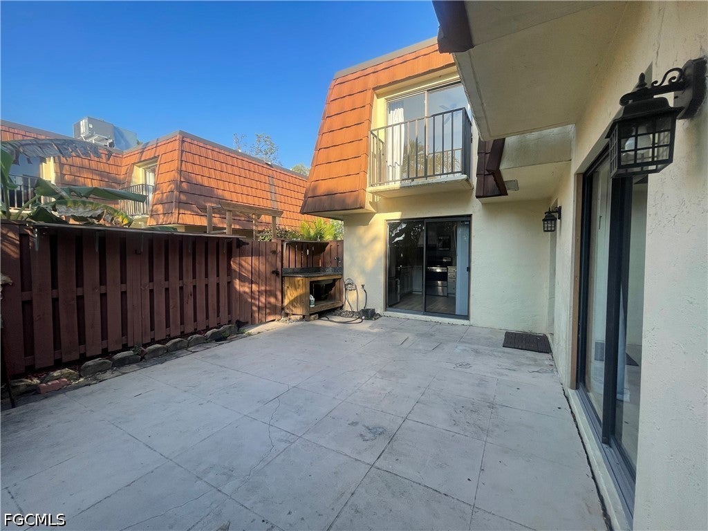 5218 Cedarbend Drive 4