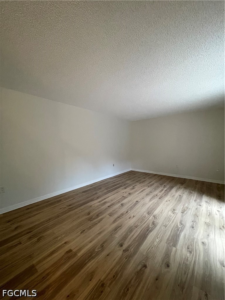5218 Cedarbend Drive 4