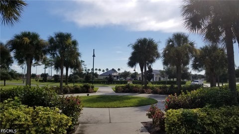 Tiny photo for London Circle, North Port, FL 34288 (MLS # 2026039195)
