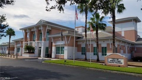 Tiny photo for London Circle, North Port, FL 34288 (MLS # 2026039195)