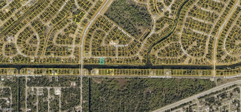 Tiny photo for London Circle, North Port, FL 34288 (MLS # 2026039195)