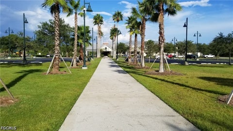 Tiny photo for London Circle, North Port, FL 34288 (MLS # 2026039195)
