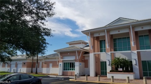 Tiny photo for London Circle, North Port, FL 34288 (MLS # 2026039195)
