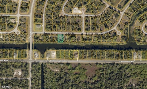 Tiny photo for London Circle, North Port, FL 34288 (MLS # 2026039195)