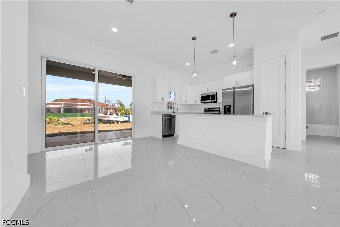 3212 20th Street W