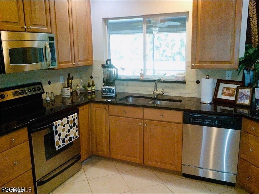 919 SE 18th Terrace