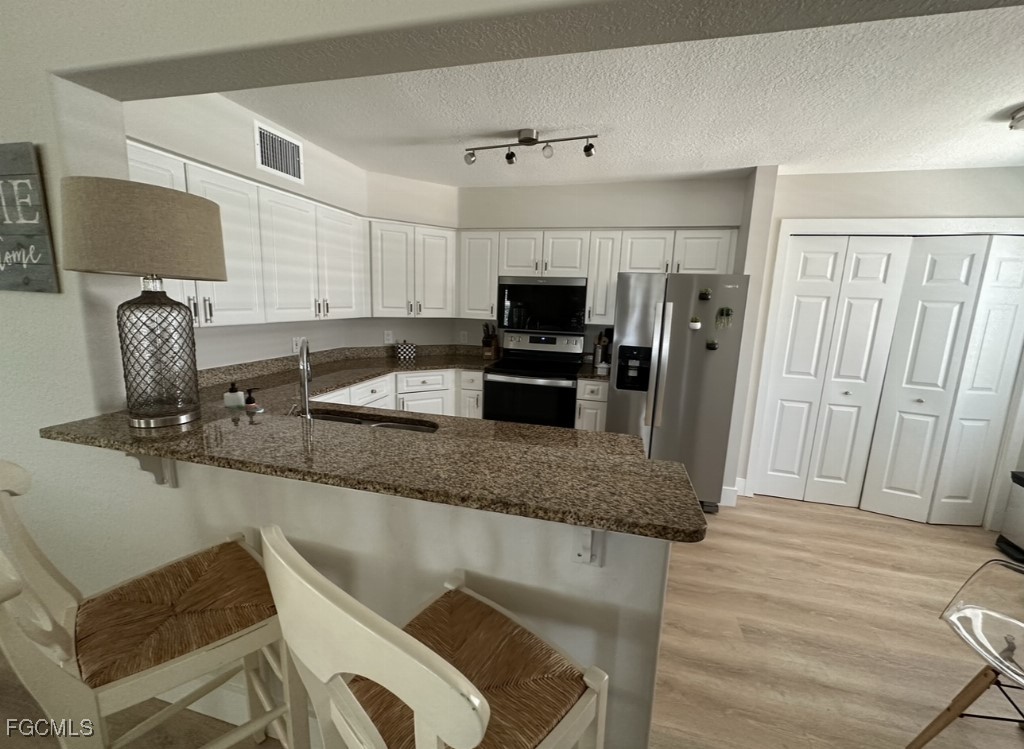9613 Crescent Garden Drive F101