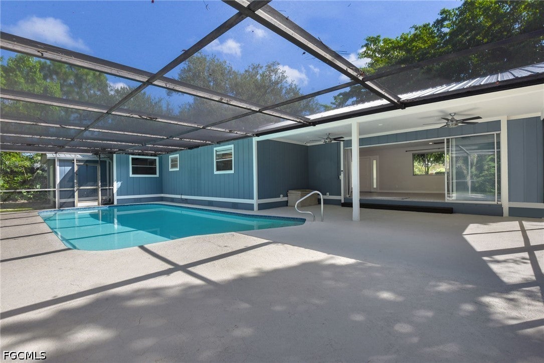 920 Altadena Drive