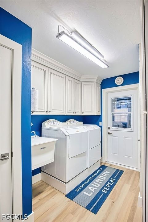Tiny photo for 880 Deep Lagoon Lane, Fort Myers, FL 33919 (MLS # 2026019861)