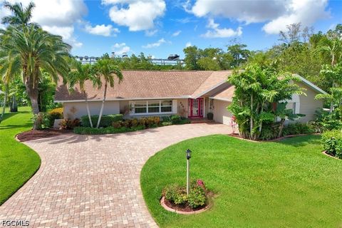 Tiny photo for 880 Deep Lagoon Lane, Fort Myers, FL 33919 (MLS # 2026019861)