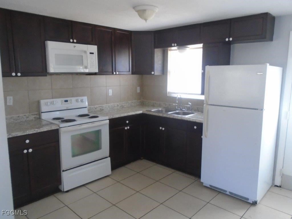 1627 Beachwood Drive