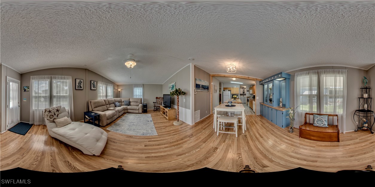 400 Horizon Drive