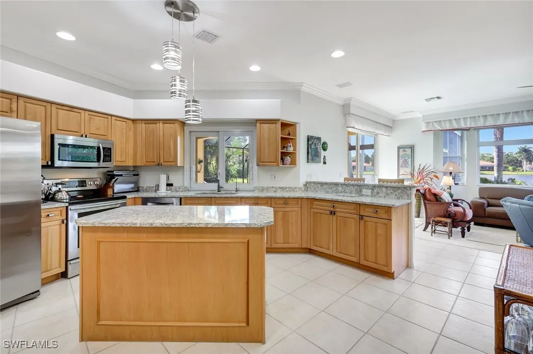 Bonita Springs, Florida 34135, United States, 3 Bedrooms Bedrooms, ,2 BathroomsBathrooms,Residential,Active,246135