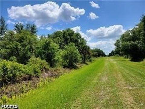 Photo of 19787 270 NW, Okeechobee, FL 34972 (MLS # 2026022722)