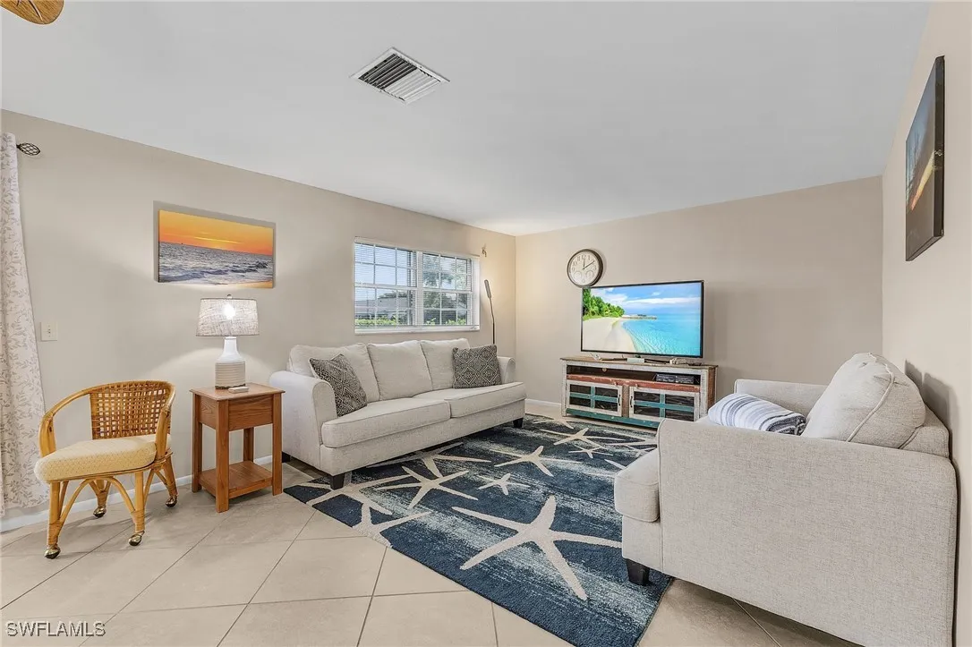 Fort Myers, Florida 33919, United States, 2 Bedrooms Bedrooms, ,2 BathroomsBathrooms,Residential,Active,150036