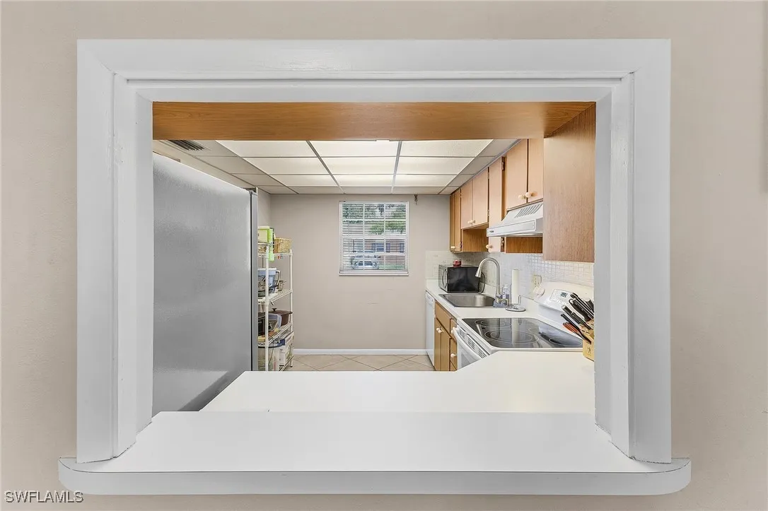 Fort Myers, Florida 33919, United States, 2 Bedrooms Bedrooms, ,2 BathroomsBathrooms,Residential,Active,150036