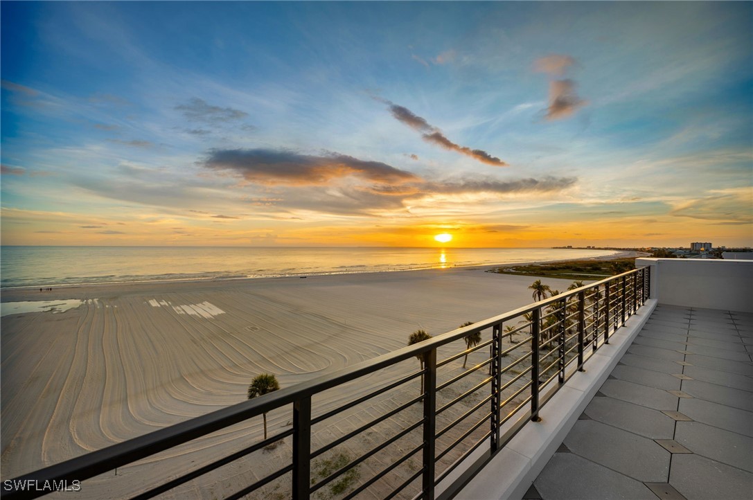 6230 Estero Boulevard 201