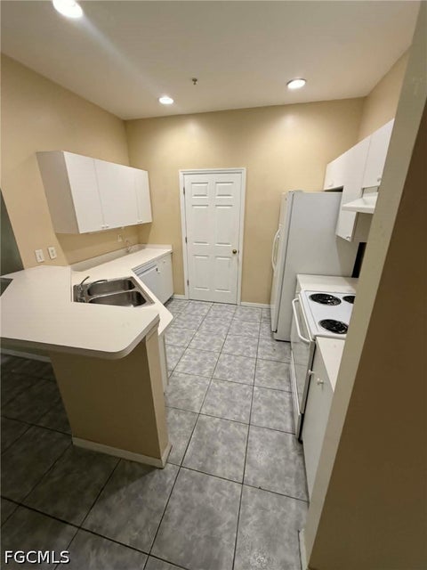 Tiny photo for Cape Coral, FL 33914 (MLS # 2026039393)