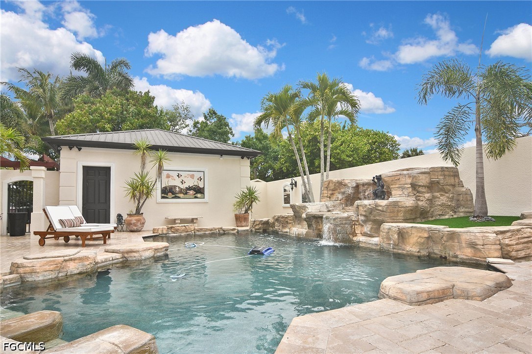 1229 Plumosa Drive