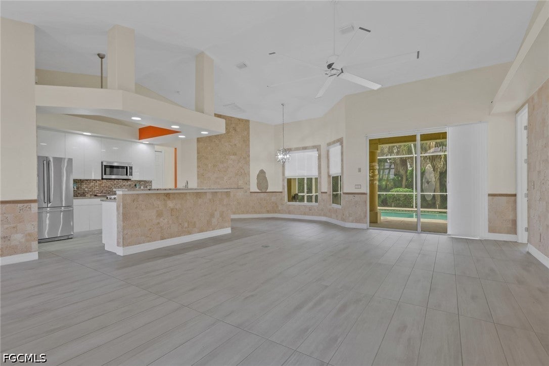 8596 Southwind Bay Circle