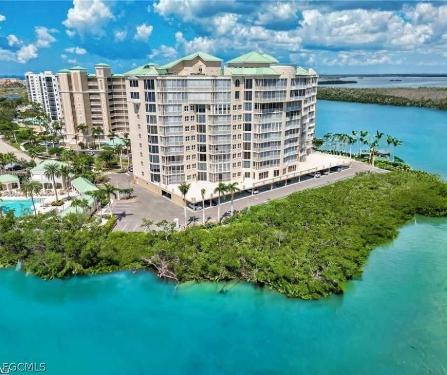 4137 Bay Beach Lane 556