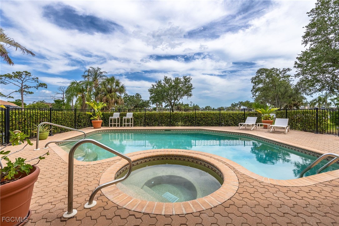 16031 Forest Oaks Drive