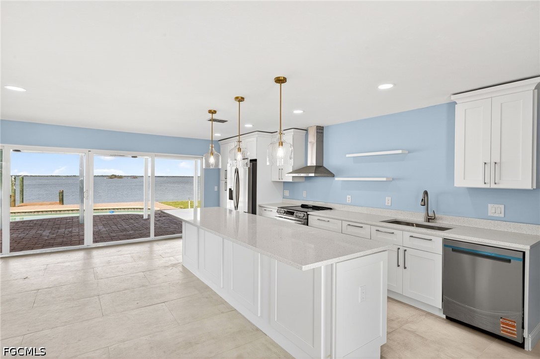 3 Bayview Boulevard