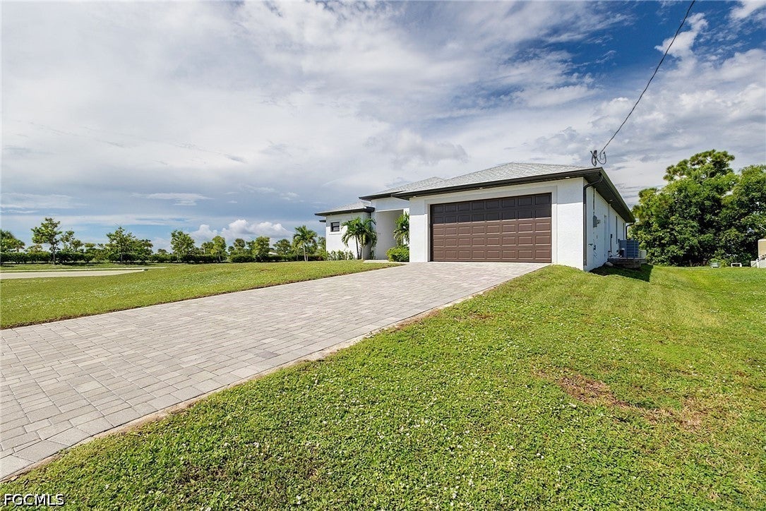 4328 NW 35th Avenue