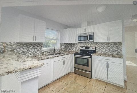 4245 22nd Place SW Naples FL 34116