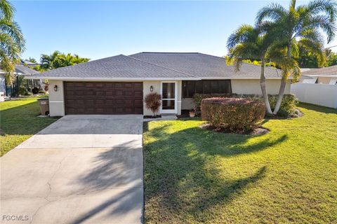 928 SW 52nd Street Cape Coral FL 33914