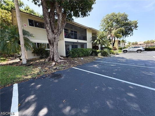 5713 FOXLAKE DR APT 2, NORTH FORT MYERS, FL 33917 - Image 4f6059144f49b6f2e599436fc2b4e024/1773870114