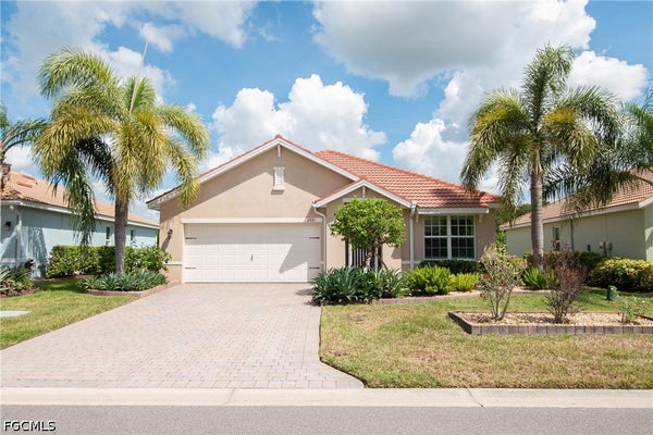 2881 APPLE BLOSSOM DR, ALVA, FL 33920 - Image 4f8d47fe95ddd0df2da8a1ccc3b7bc64/3422189077