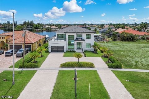 Tiny photo for 432 Burnt Store Road S, Cape Coral, FL 33991 (MLS # 2026027647)