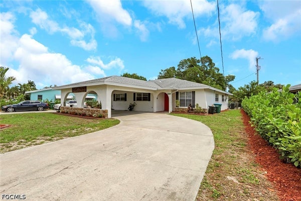1626 ORCHID BLVD, CAPE CORAL, FL 33904 - Image 4fa2729092273df39d34fdc874ce7f37/2159340423