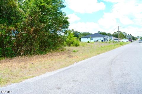 Tiny photo for 4507 27th Street SW, Lehigh Acres, FL 33973 (MLS # 2026020049)
