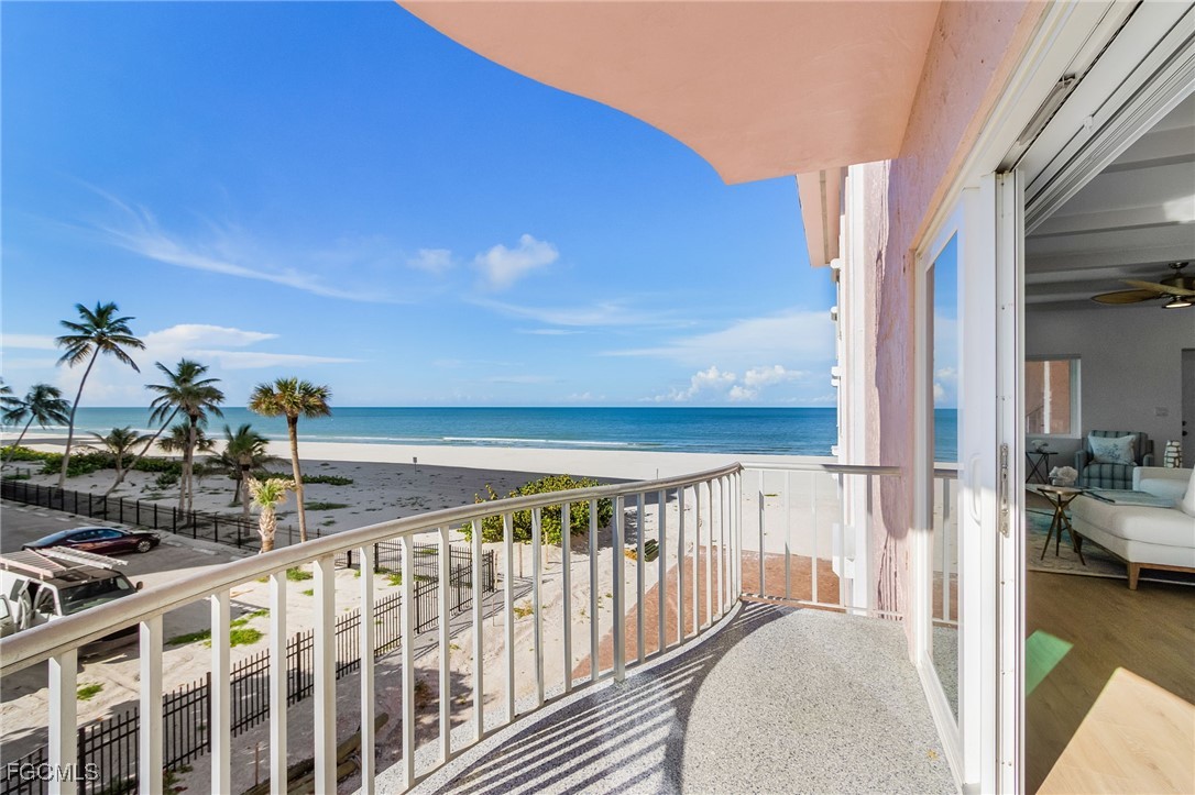 26236 Hickory Boulevard 7