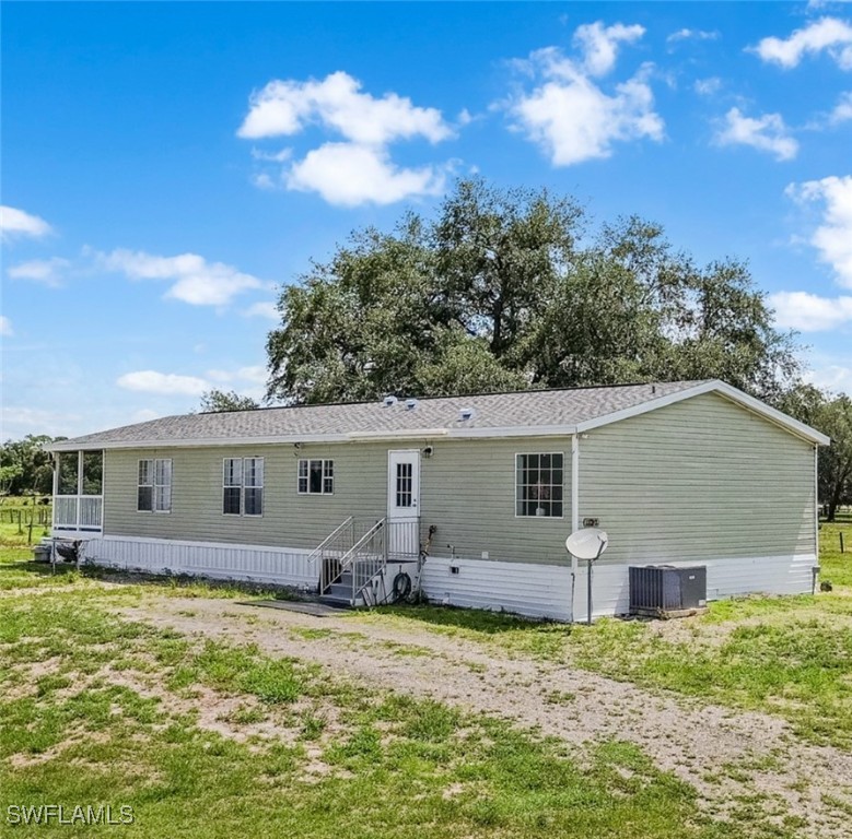 1132 W Red Road