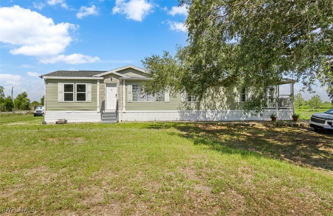 1132 W Red Road