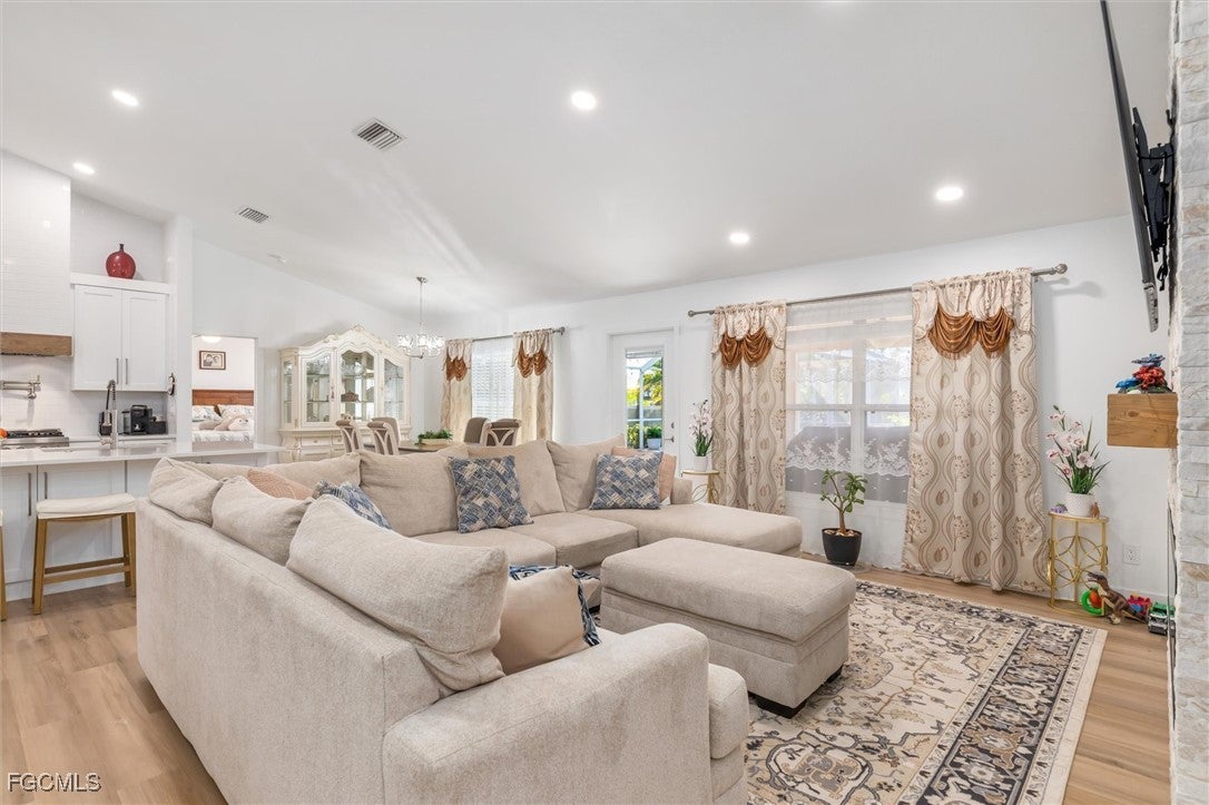 2306 NE 34th Street