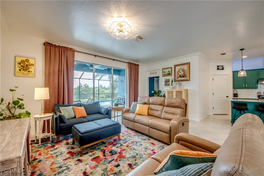 2501 Sawgrass Lake Court