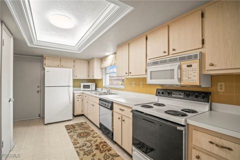 Tiny photo for 5586 Pendlewood Lane, Fort Myers, FL 33919 (MLS # 2025006177)