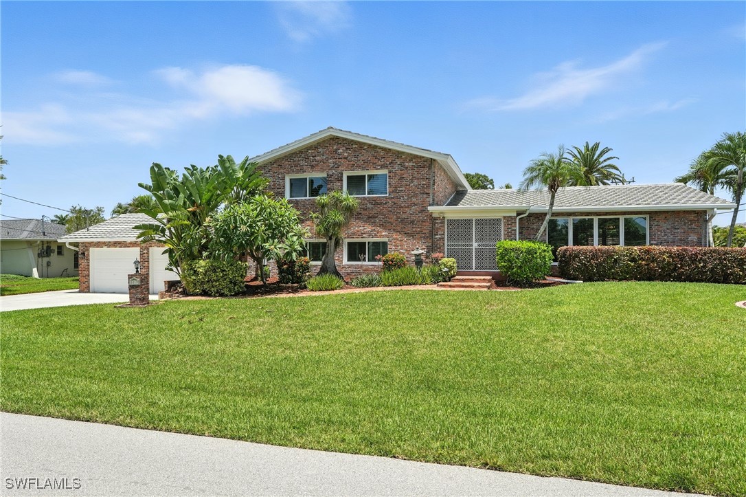 5219 SW 2nd Place