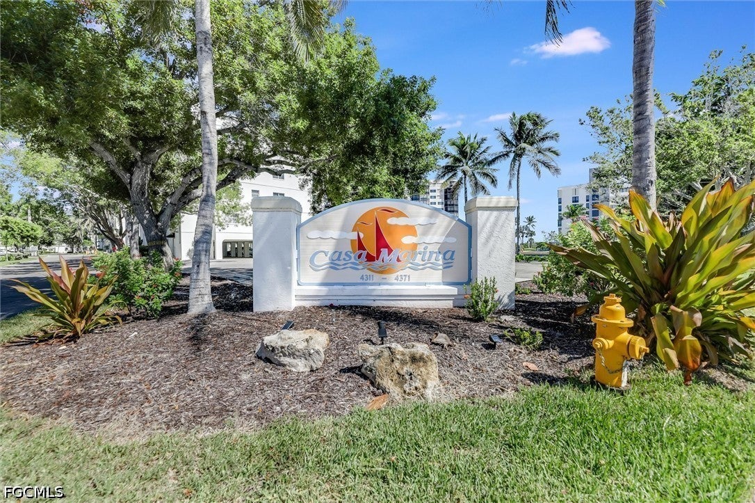 4321 Bay Beach Lane 634