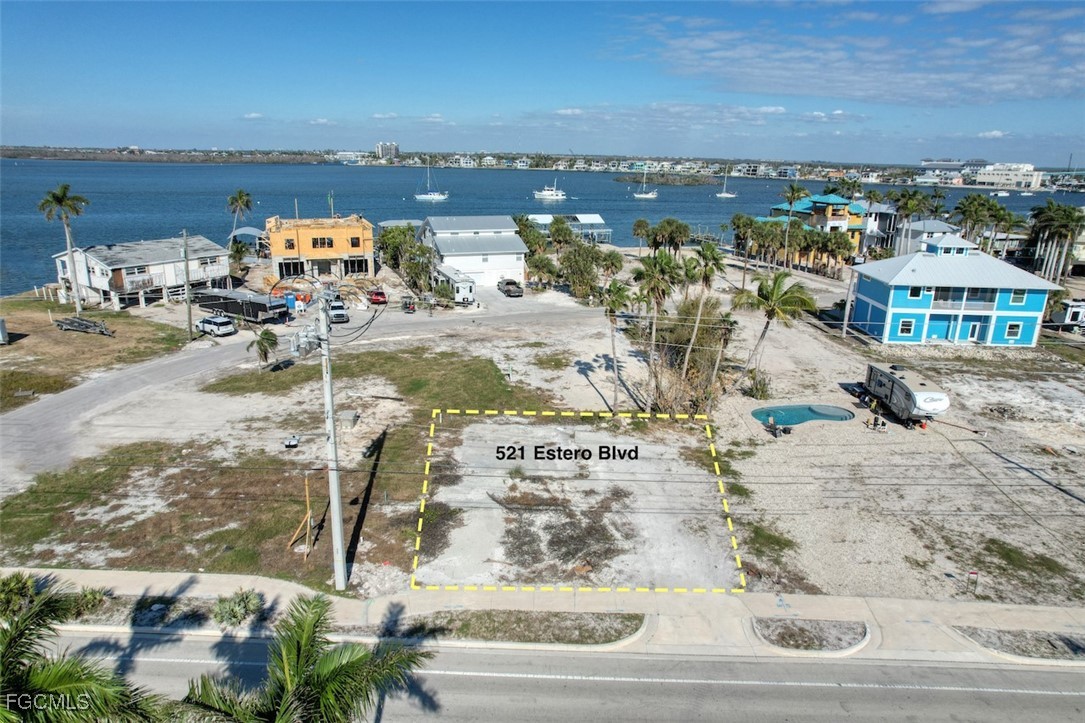 521 Estero Boulevard